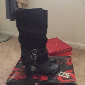 Fergalicious high-heal boots